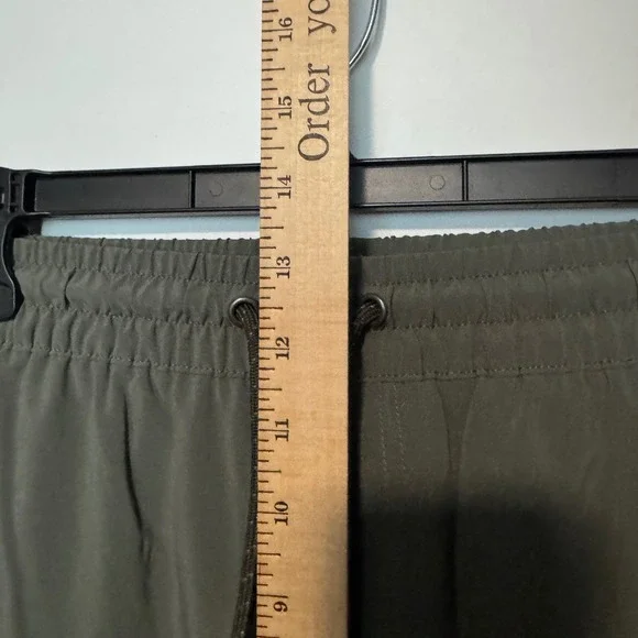 Free Fly Lined Swell Shorts Men XL Green Bamboo Charcoal Athletic Hiking Fishing - Picture 9 of 10